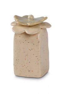 Petite urne funéraire en céramique 'Flower vase' beige